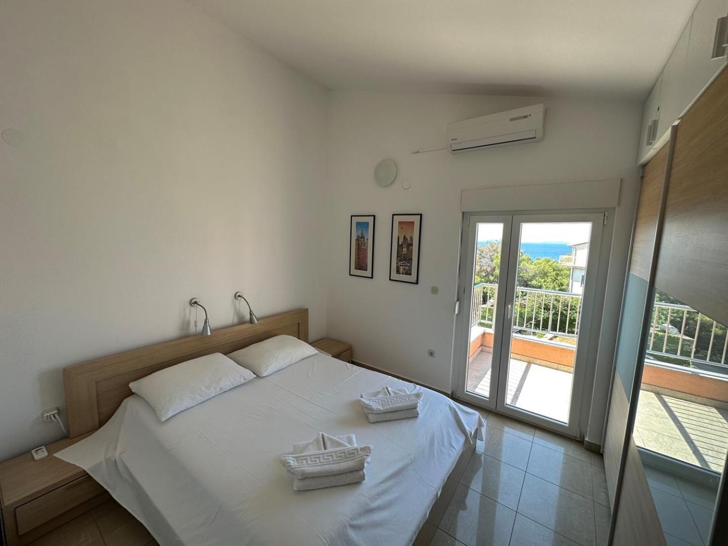 Apartment Visum Primošten Eksteriør billede
