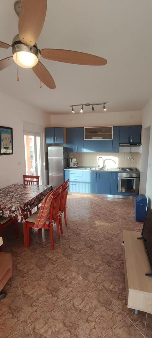 Apartment Visum Primošten Eksteriør billede